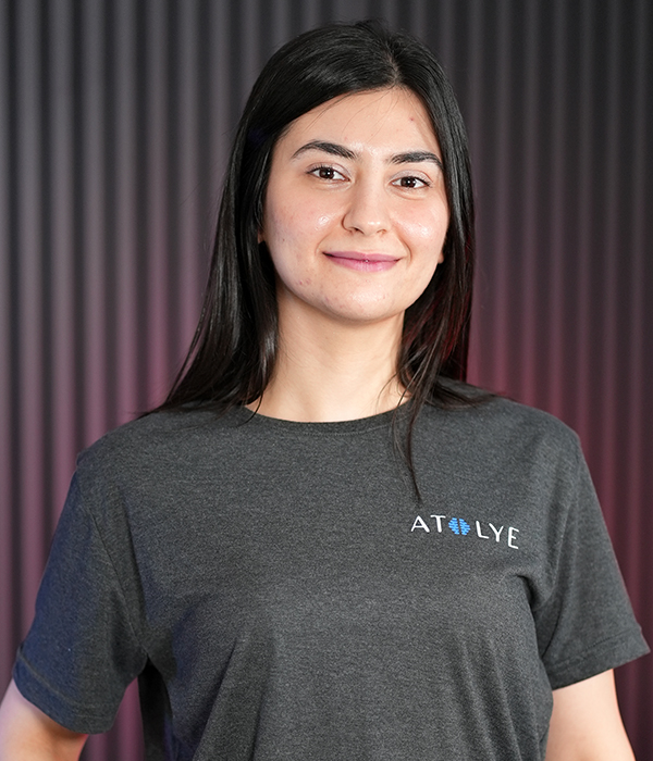 Fizyoterapist Elif Nur Aktoprak