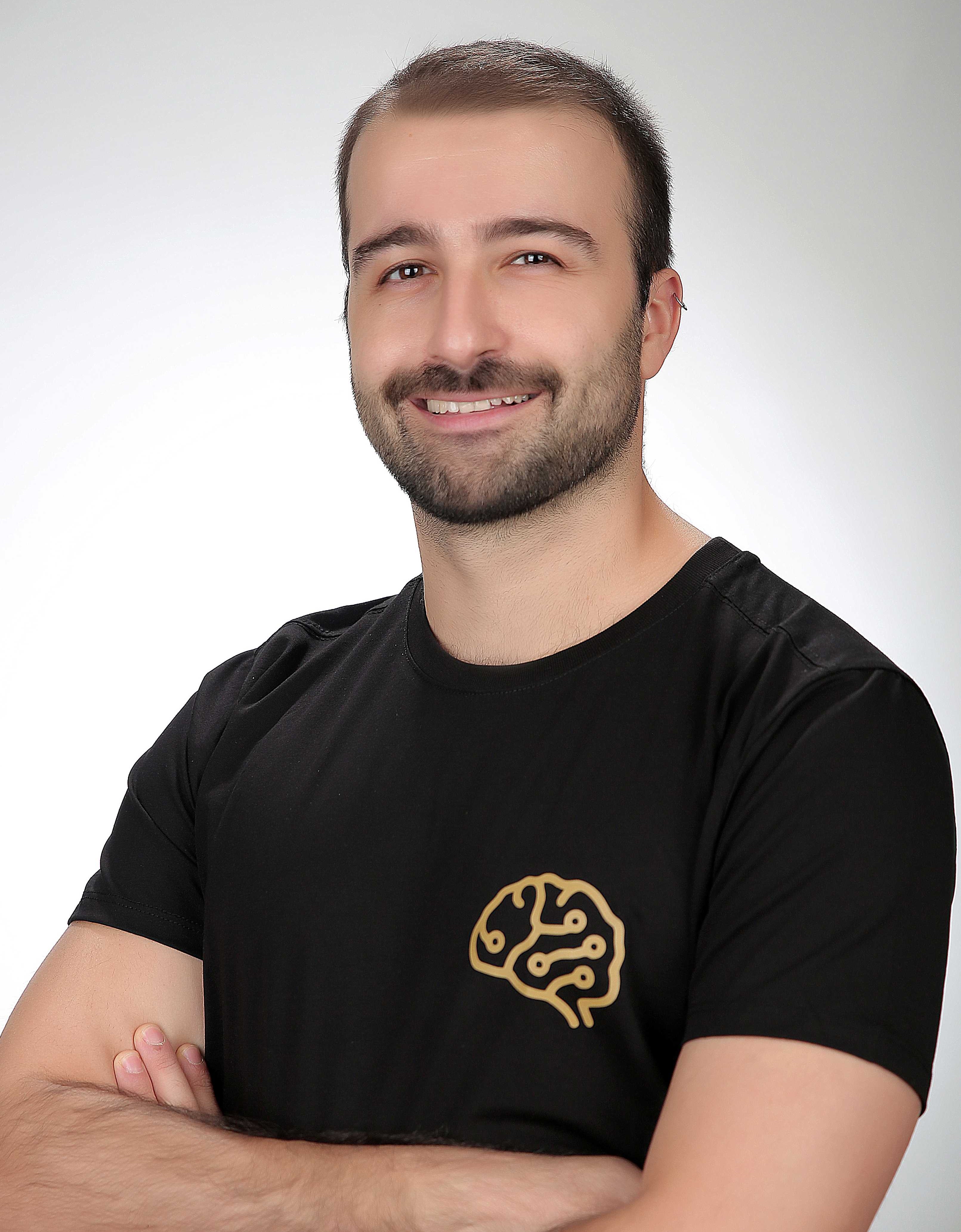 Eğitimci Mehmet Ali  Kuş